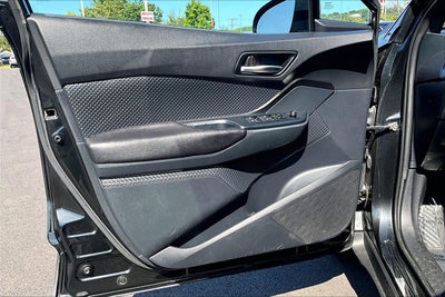 2018 Toyota C-HR XLE Premium