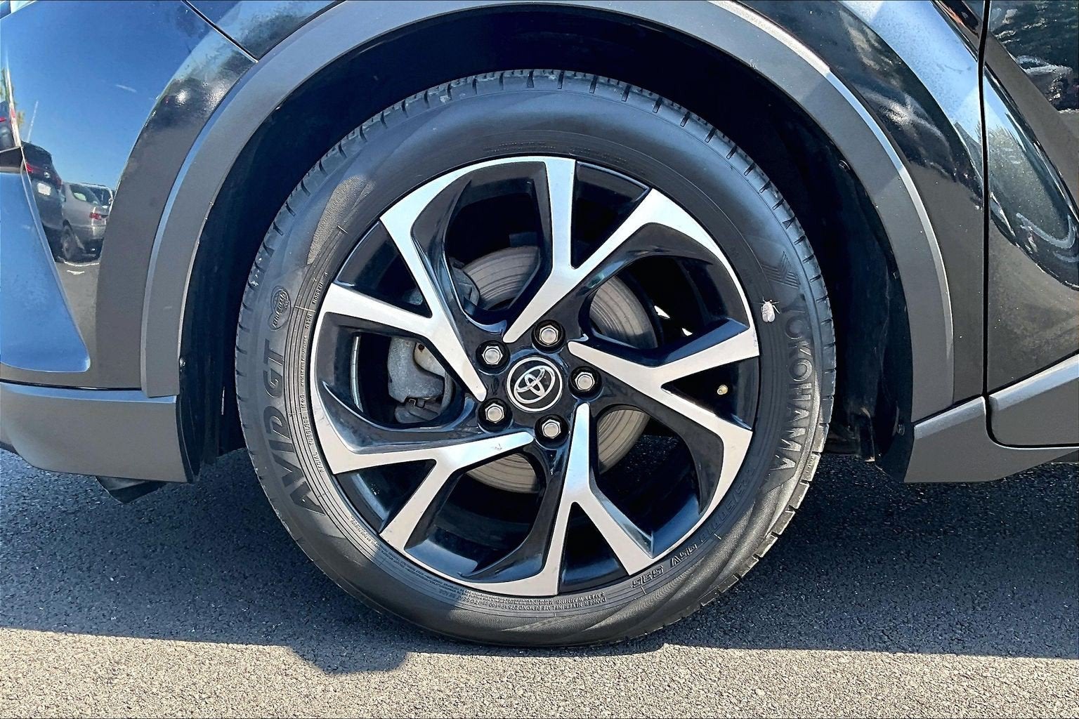 2018 Toyota C-HR XLE Premium