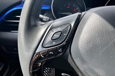 2022 Toyota C-HR XLE
