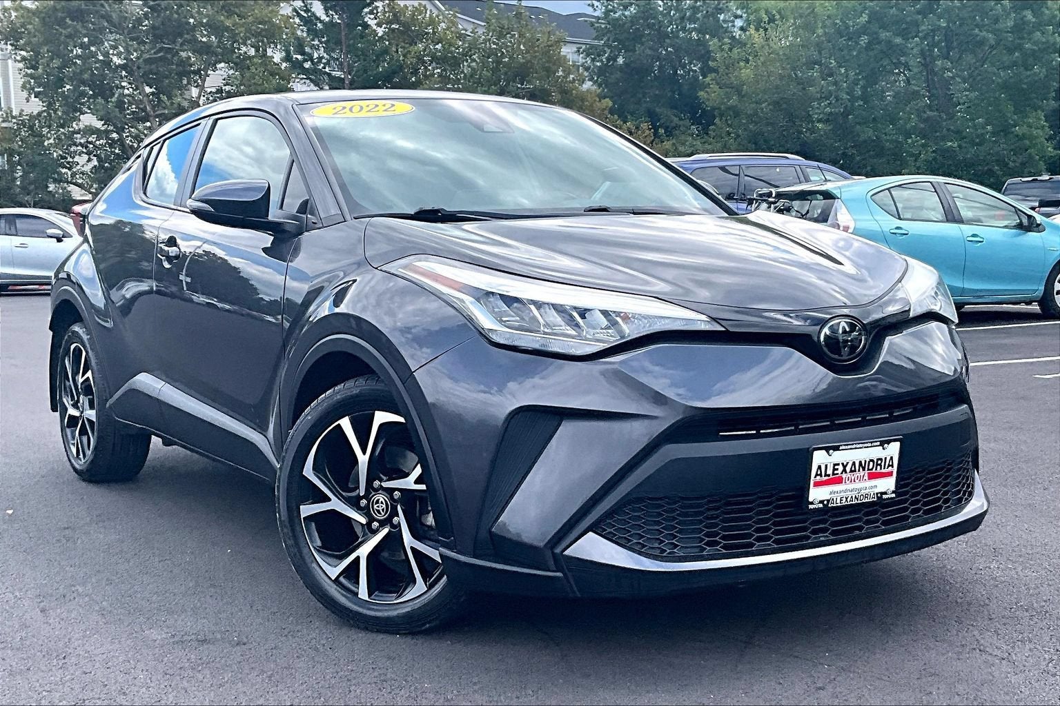 2022 Toyota C-HR XLE