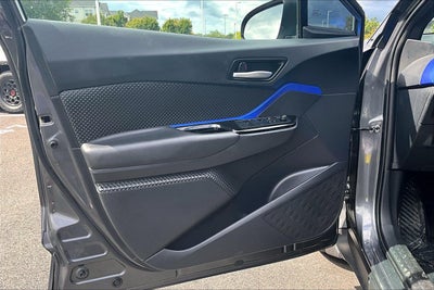 2022 Toyota C-HR XLE