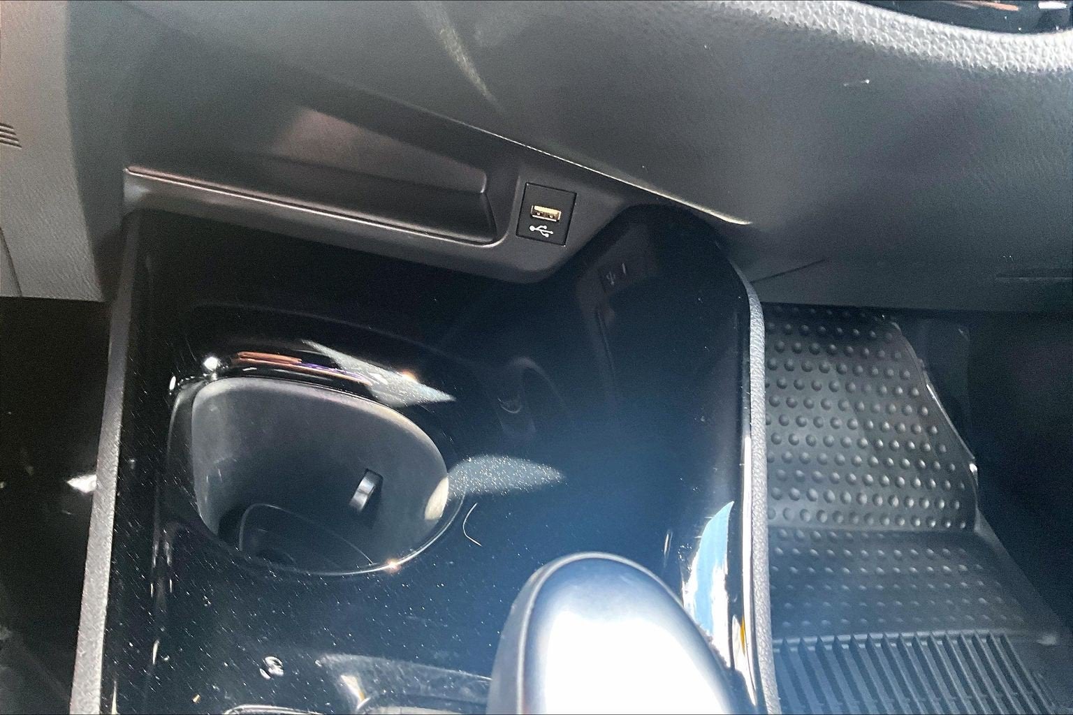 2022 Toyota C-HR XLE