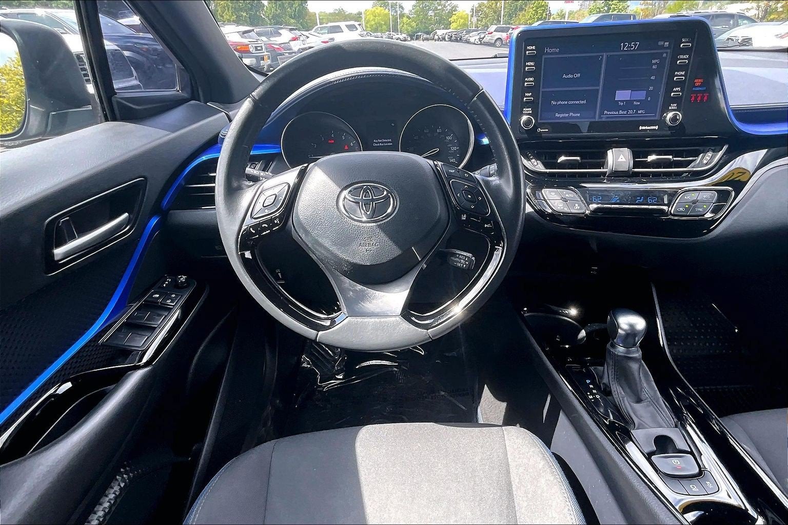 2022 Toyota C-HR XLE