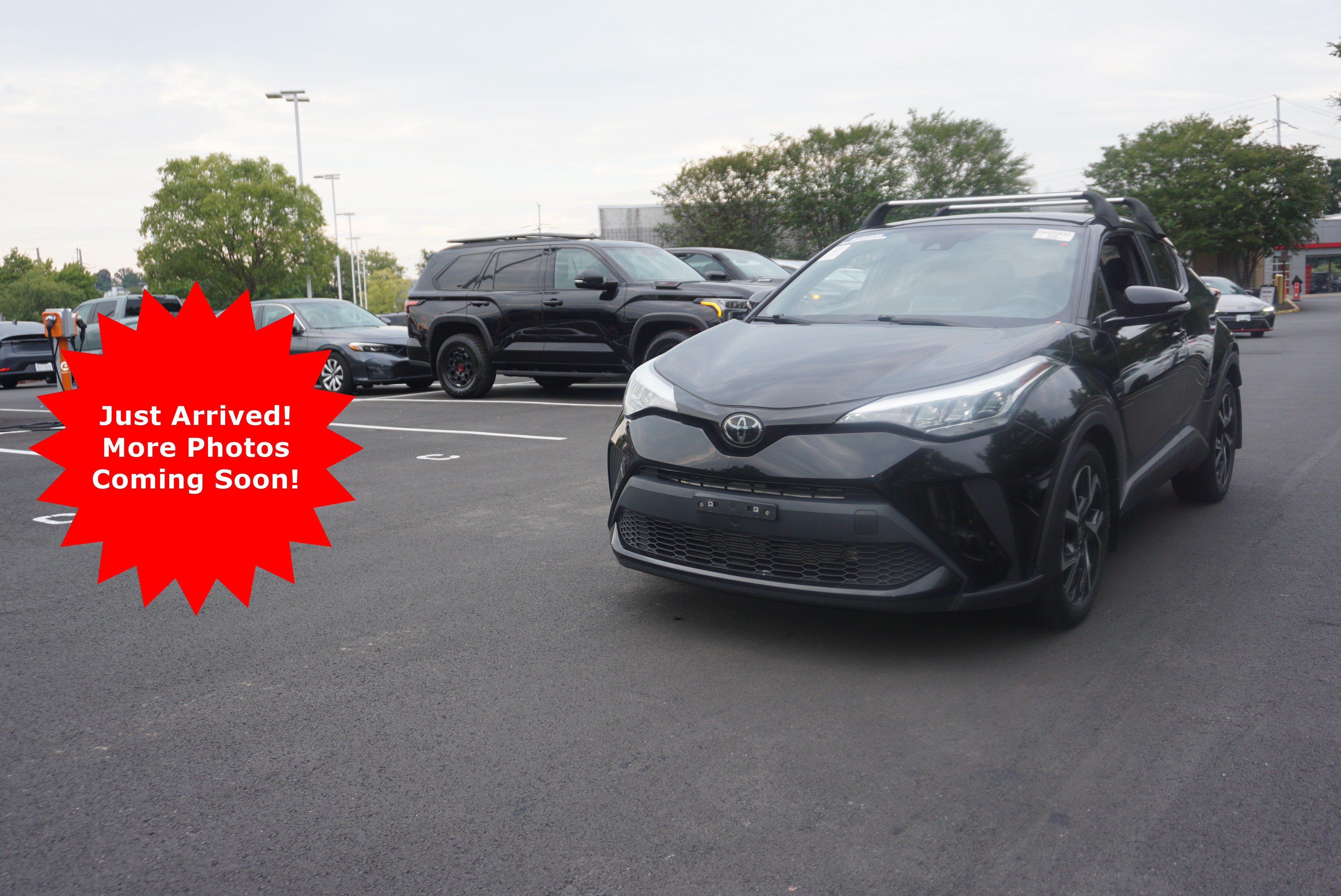 2022 Toyota C-HR XLE