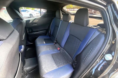 2022 Toyota C-HR XLE