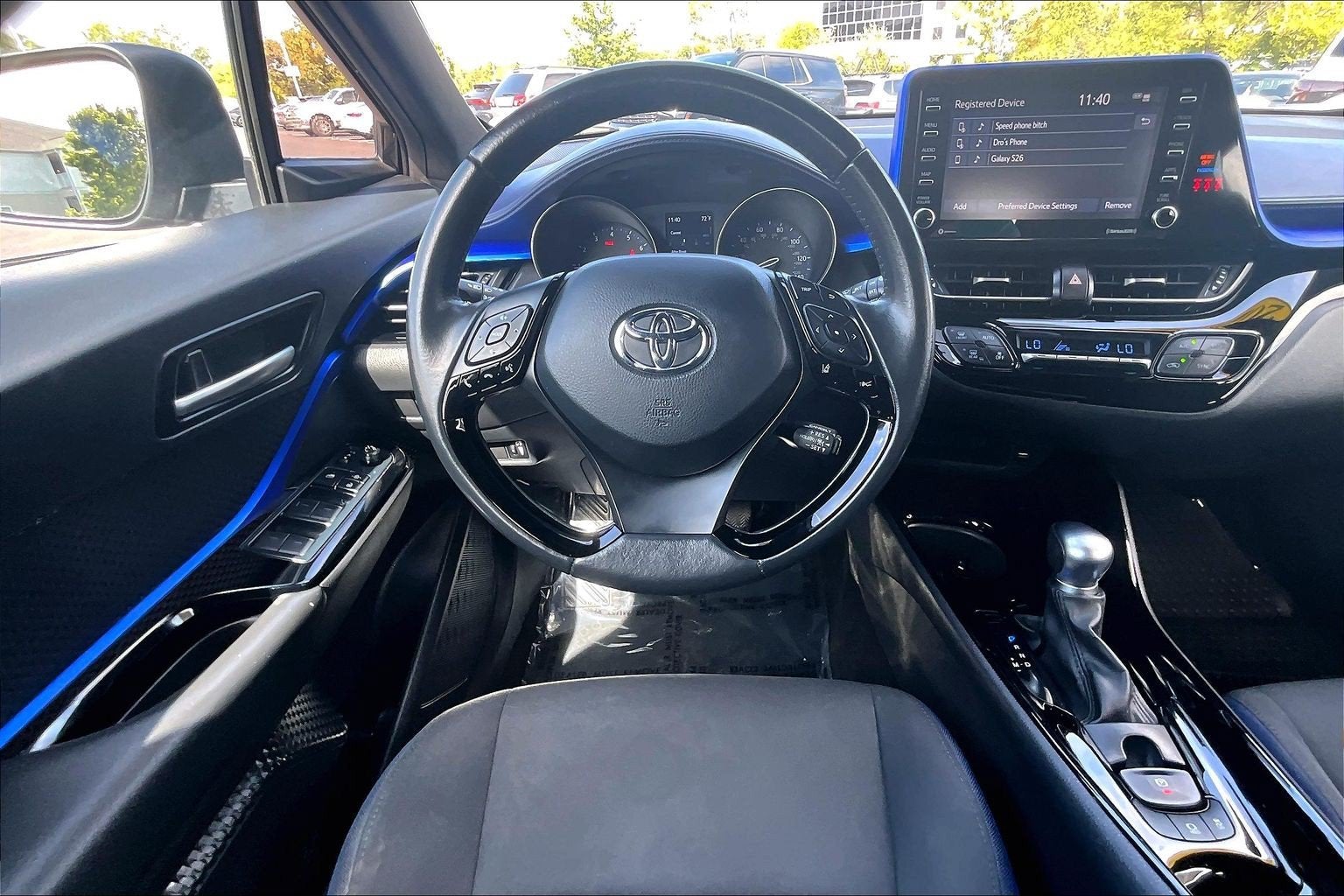2022 Toyota C-HR XLE