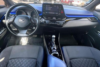 2022 Toyota C-HR XLE
