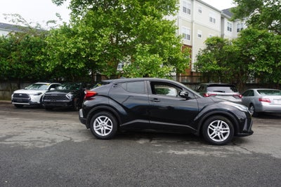 2021 Toyota C-HR LE