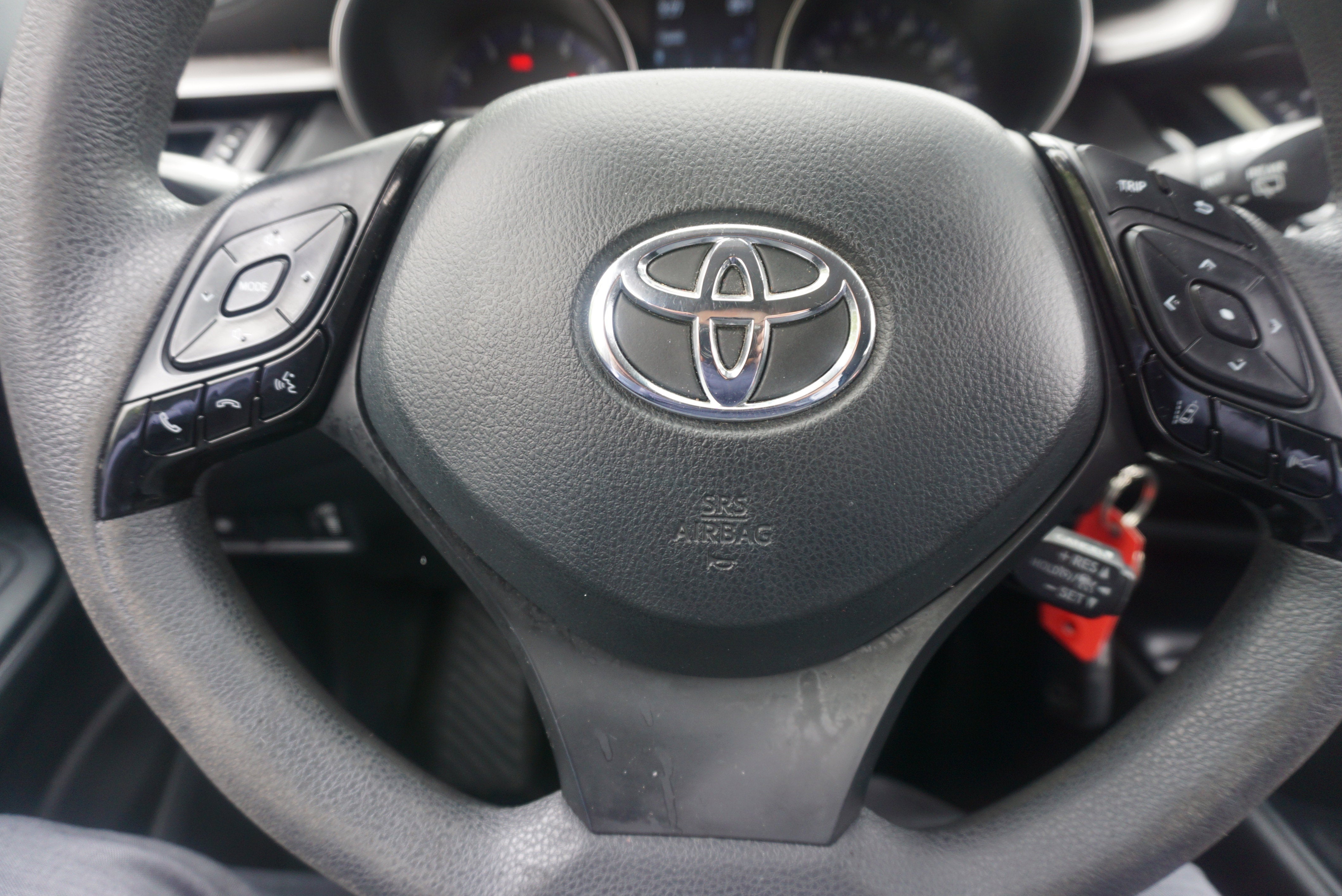 2021 Toyota C-HR LE