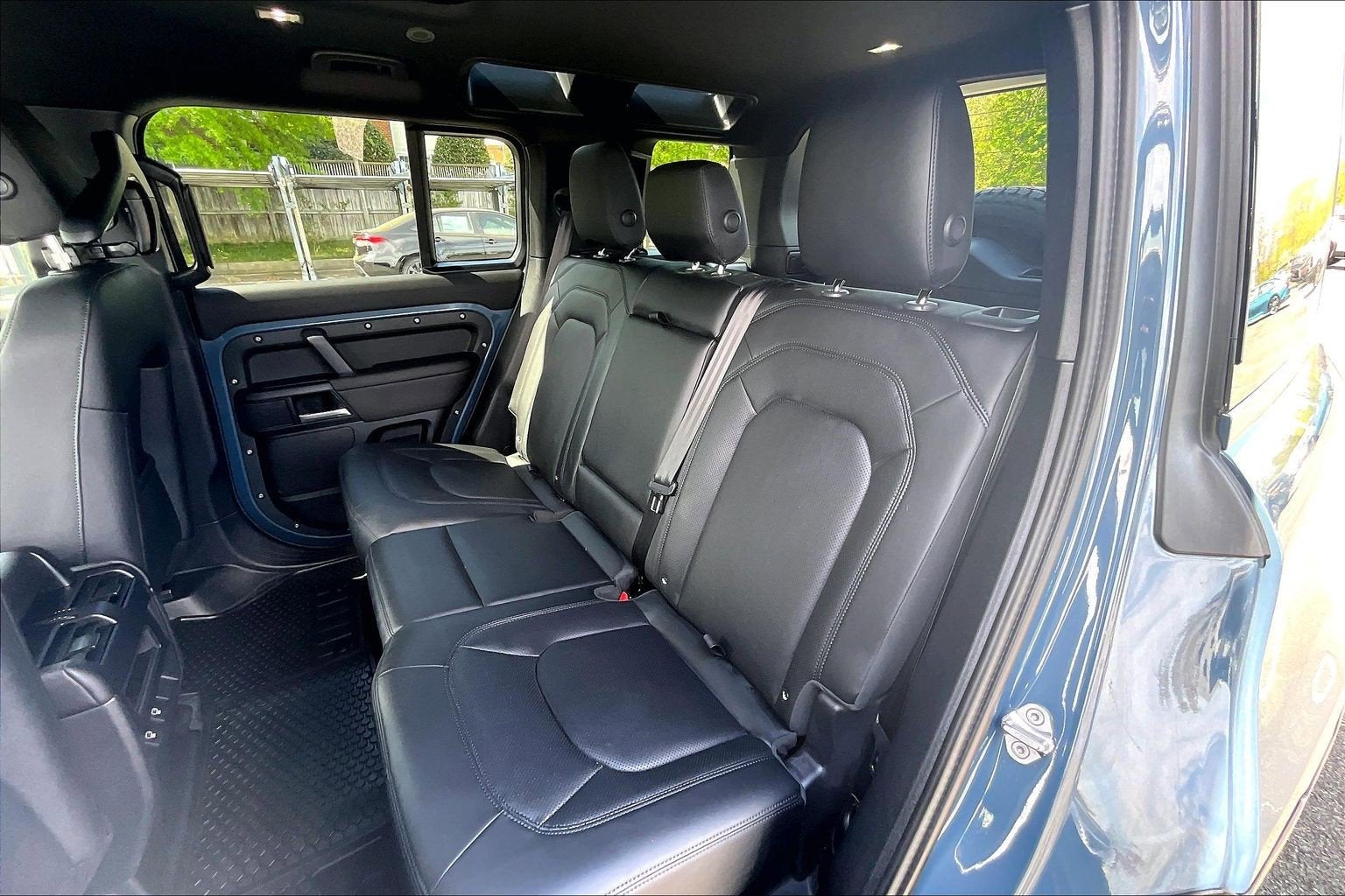 2025 Land Rover Defender S