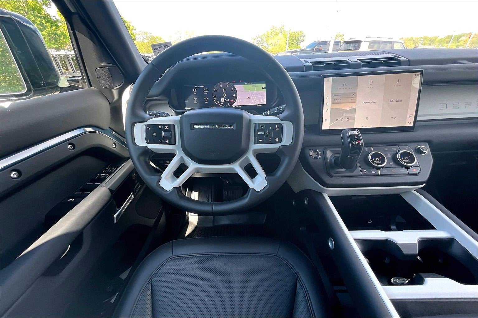 2025 Land Rover Defender S