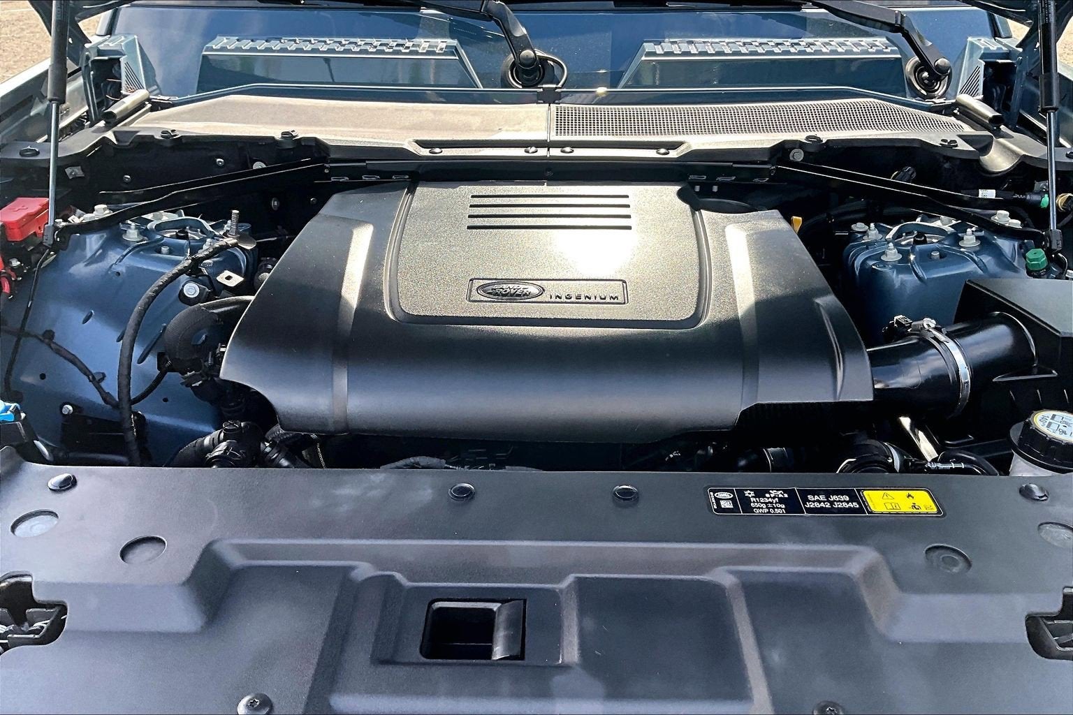 2025 Land Rover Defender S