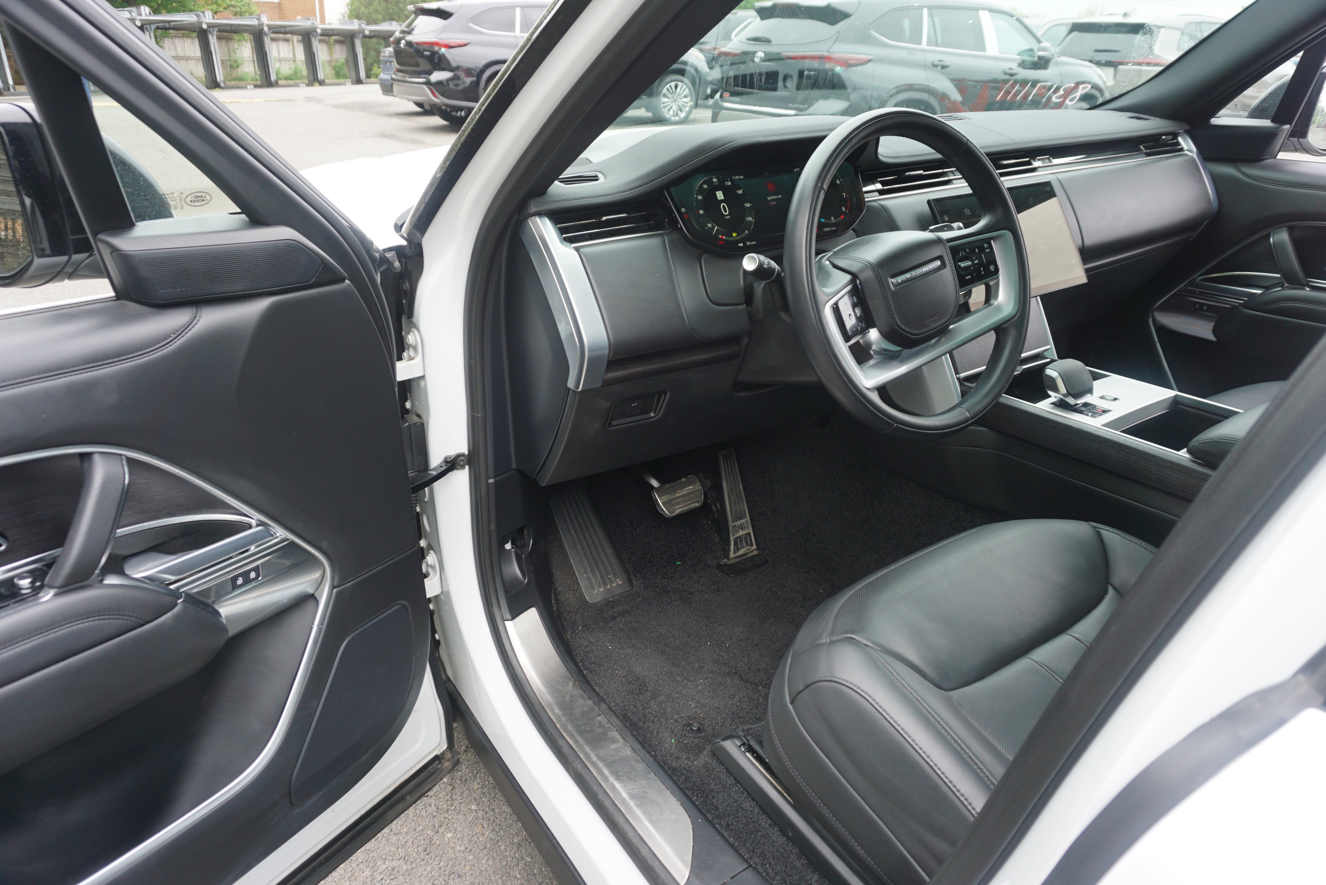 2024 Land Rover Range Rover SE