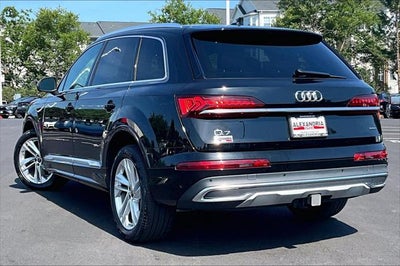 2023 Audi Q7 Premium