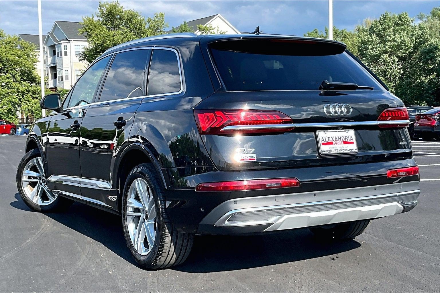 2022 Audi Q7 Premium Plus