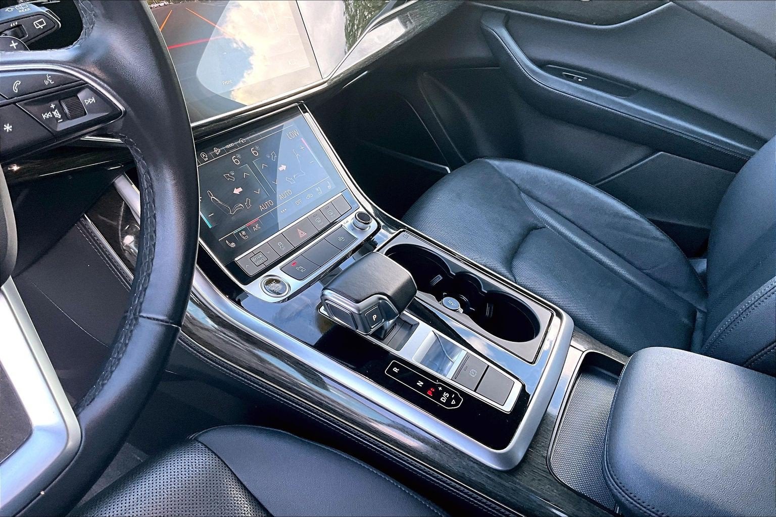2022 Audi Q7 Premium Plus