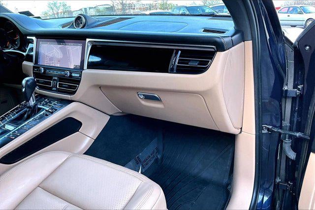 2021 Porsche Macan AWD