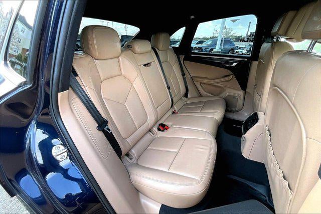 2021 Porsche Macan AWD