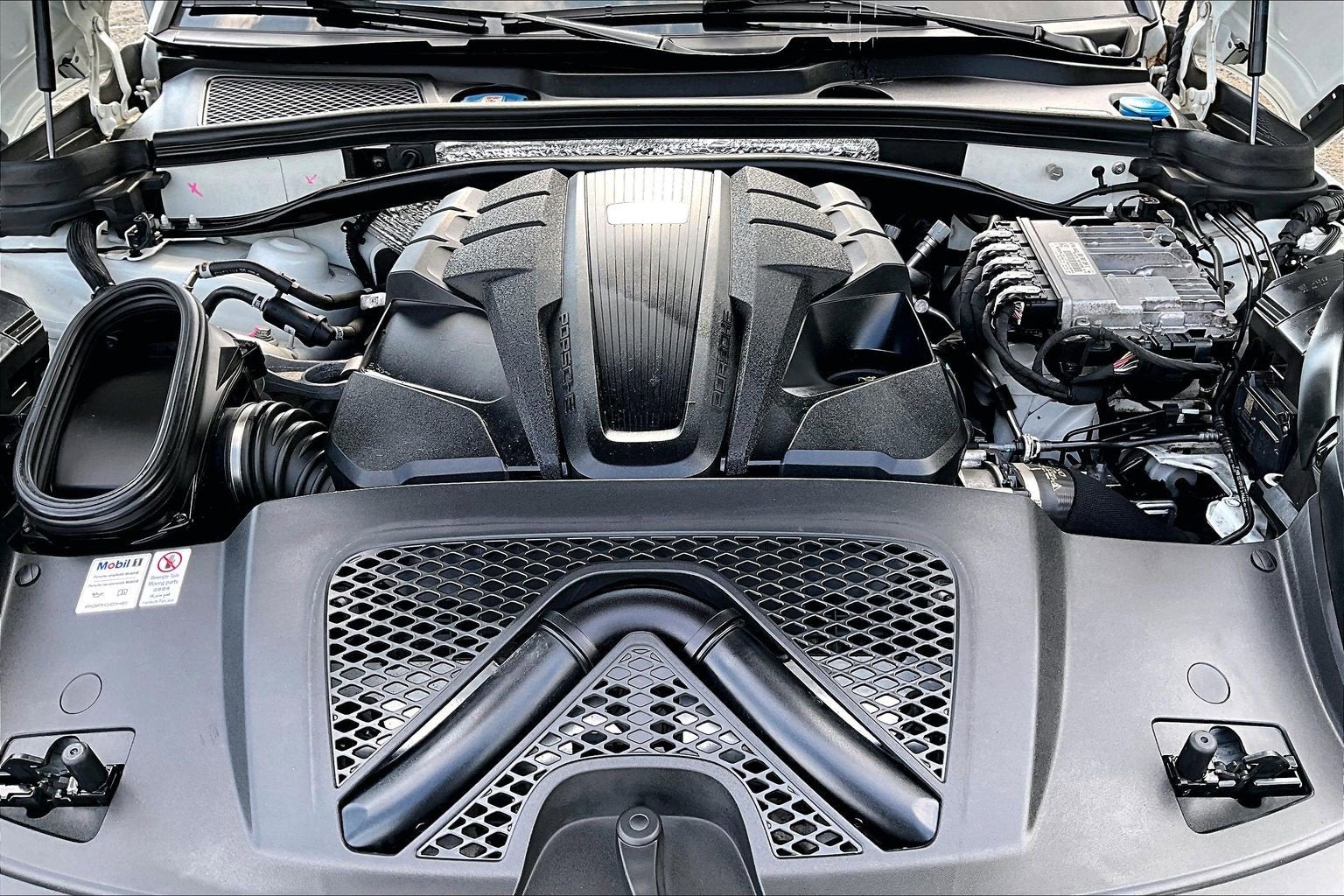 2021 Porsche Macan GTS