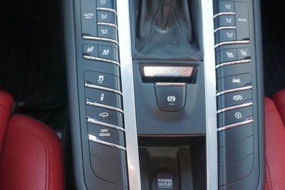 2021 Porsche Macan GTS