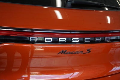 2022 Porsche Macan S