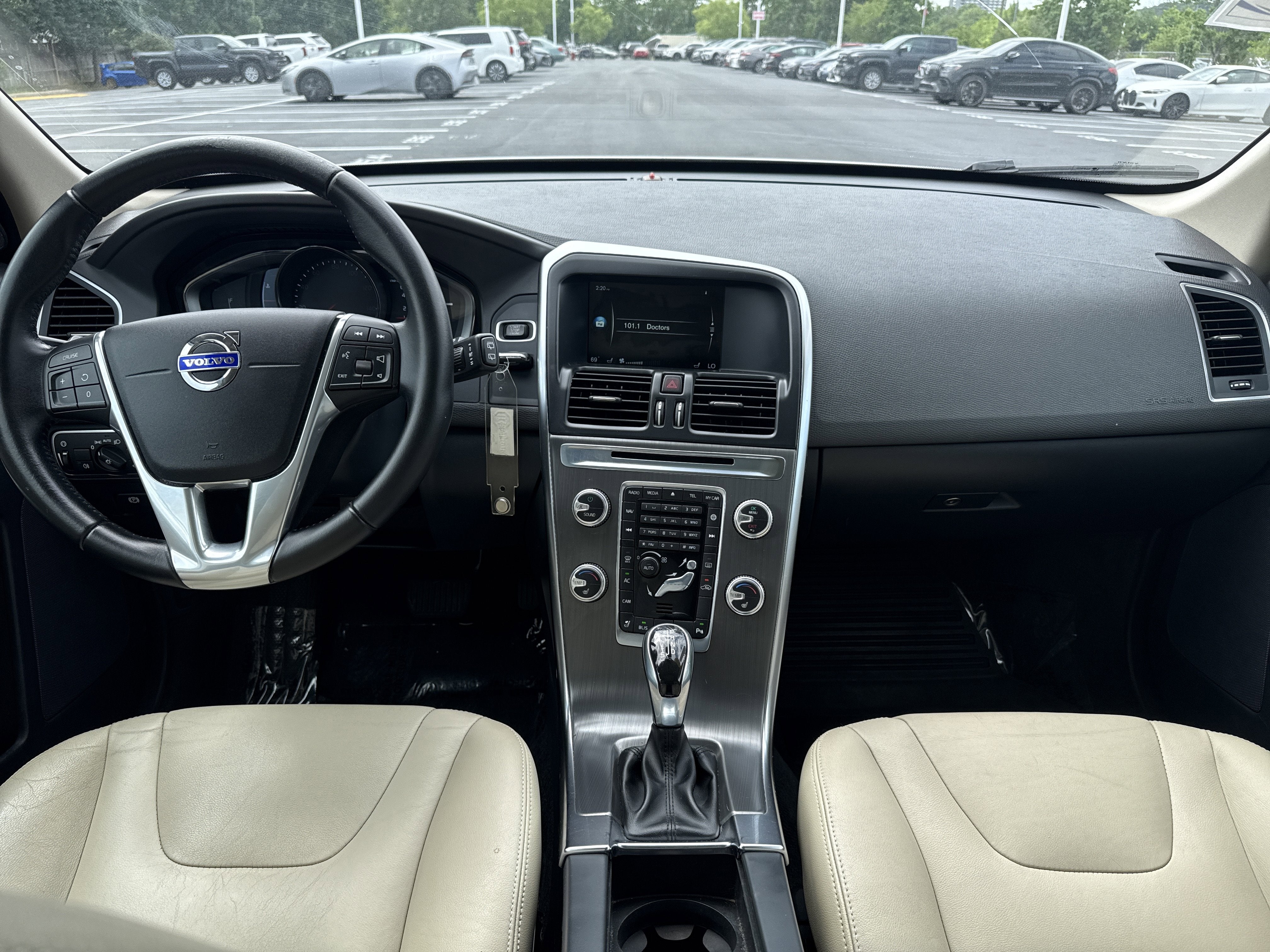 2016 Volvo XC60 T6 Drive-E