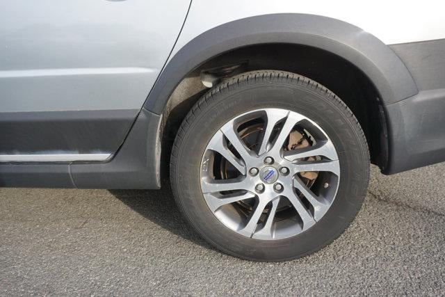 2013 Volvo XC70 Base