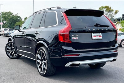 2019 Volvo XC90 Momentum