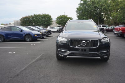 2019 Volvo XC90 Momentum