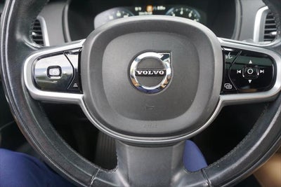 2019 Volvo XC90 Momentum