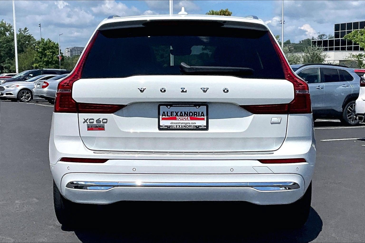 2022 Volvo XC60 Recharge Plug-In Hybrid Inscription Expression