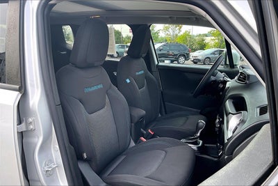 2021 Jeep Renegade Islander