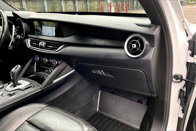 2022 Alfa Romeo Stelvio Sprint
