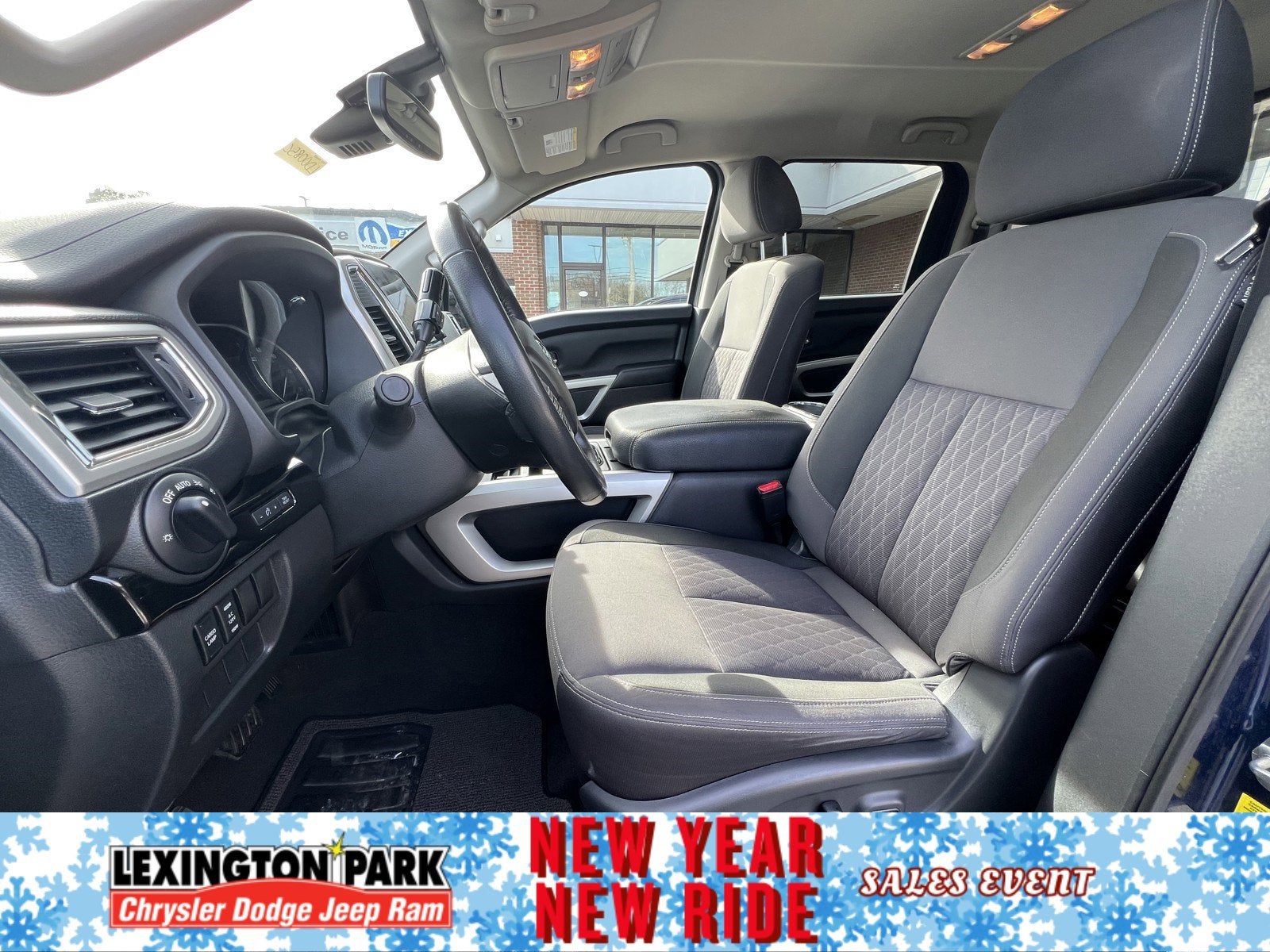 2021 Nissan Titan SV