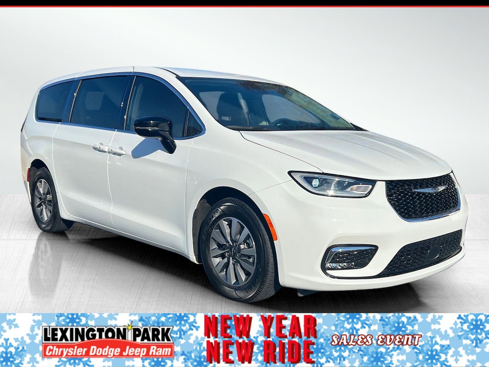 2024 Chrysler Pacifica Hybrid Select