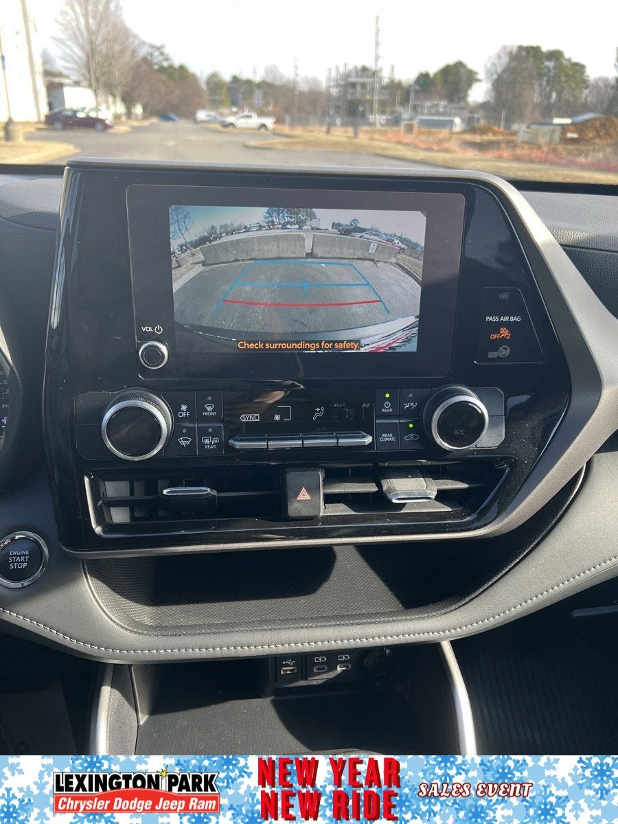 2023 Toyota Highlander L