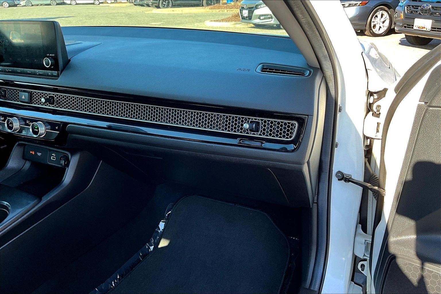 2024 Honda Civic Hatchback EX-L