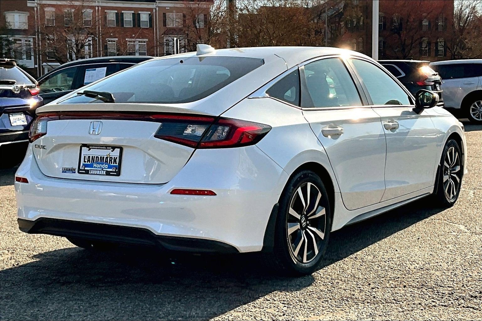 2024 Honda Civic Hatchback EX-L