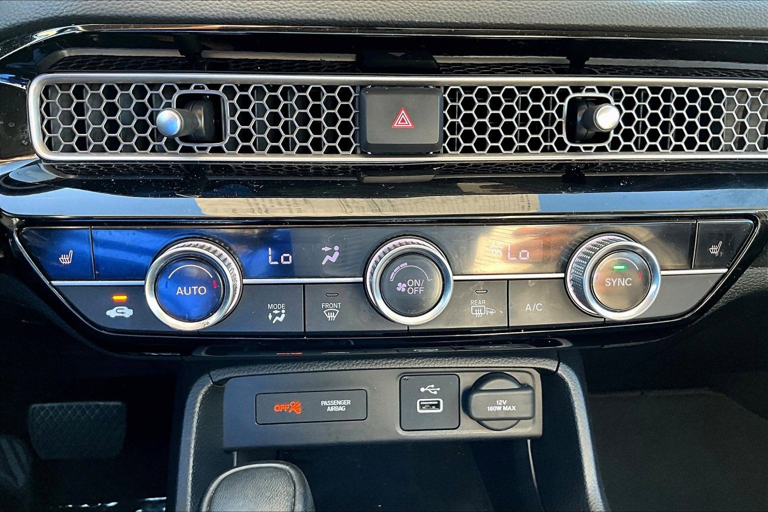 2024 Honda Civic Hatchback EX-L