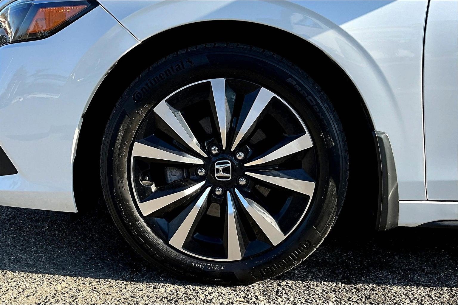 2024 Honda Civic Hatchback EX-L