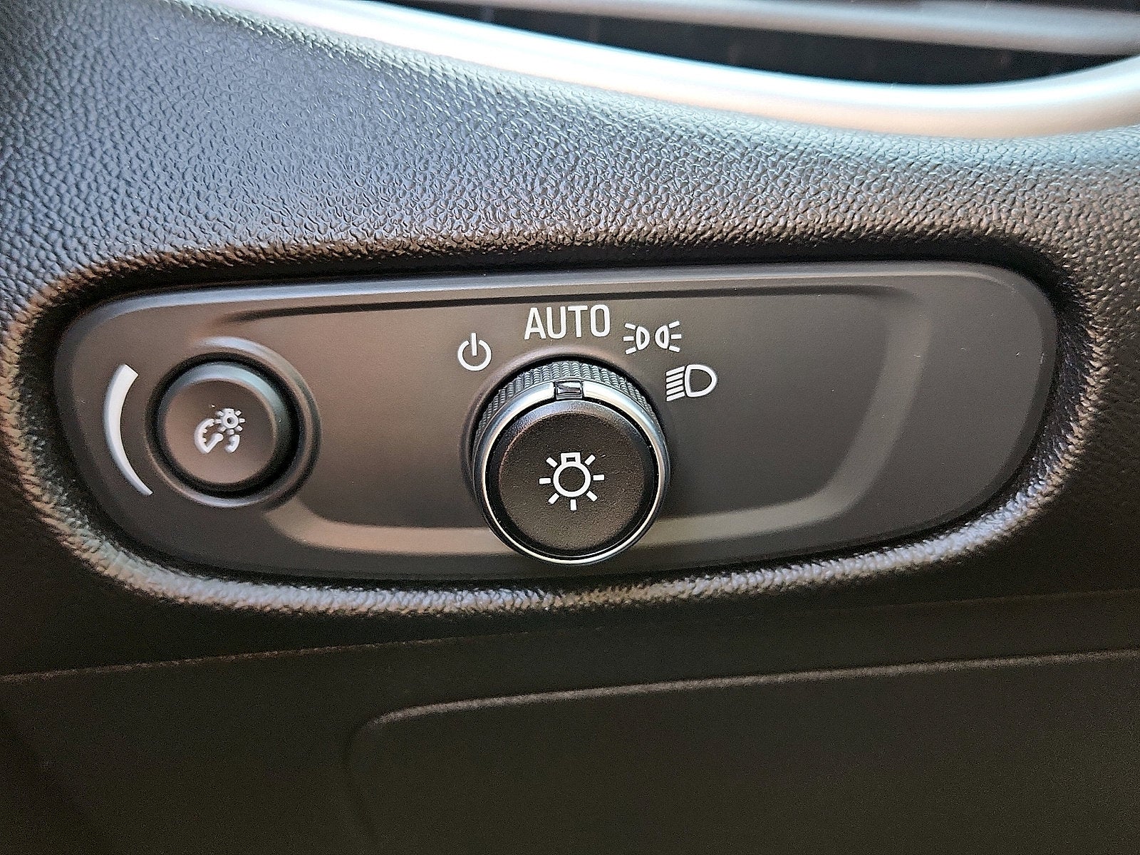 2024 Chevrolet Malibu LS