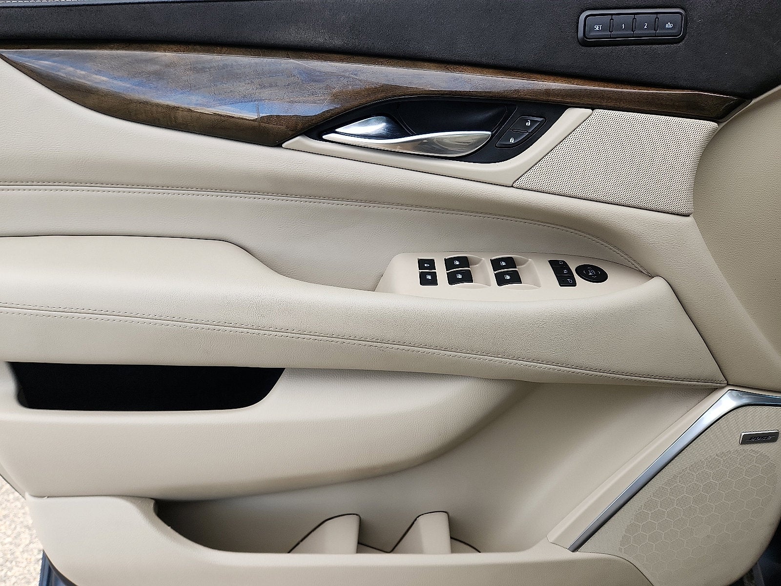 2020 Cadillac Escalade Premium Luxury