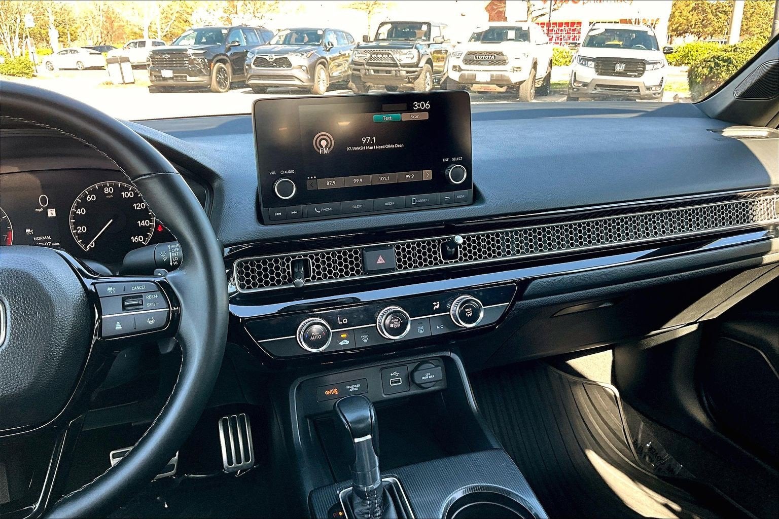 2023 Honda Civic Sedan 2.0L 4D SPORT
