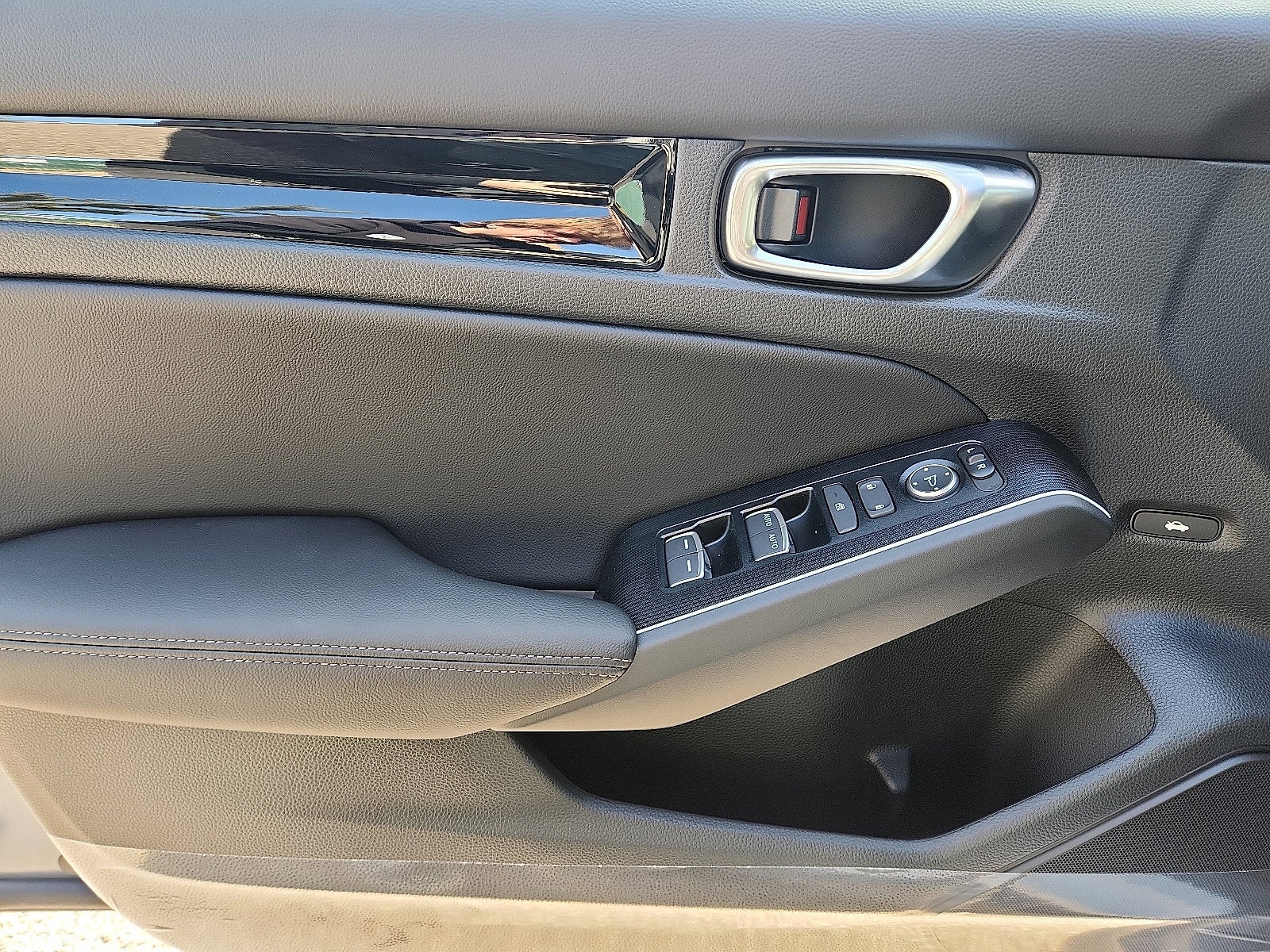 2026 Honda Civic Sedan 2WD Sport Touring Hybrid