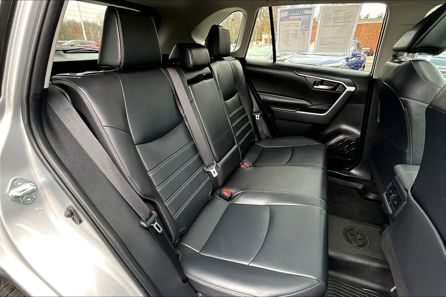 2024 Toyota RAV4 Hybrid XLE Premium