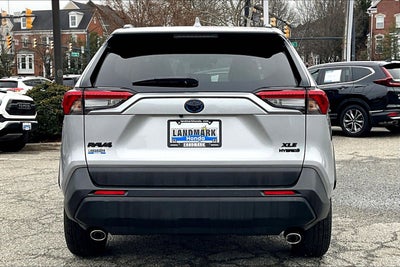 2024 Toyota RAV4 Hybrid XLE Premium