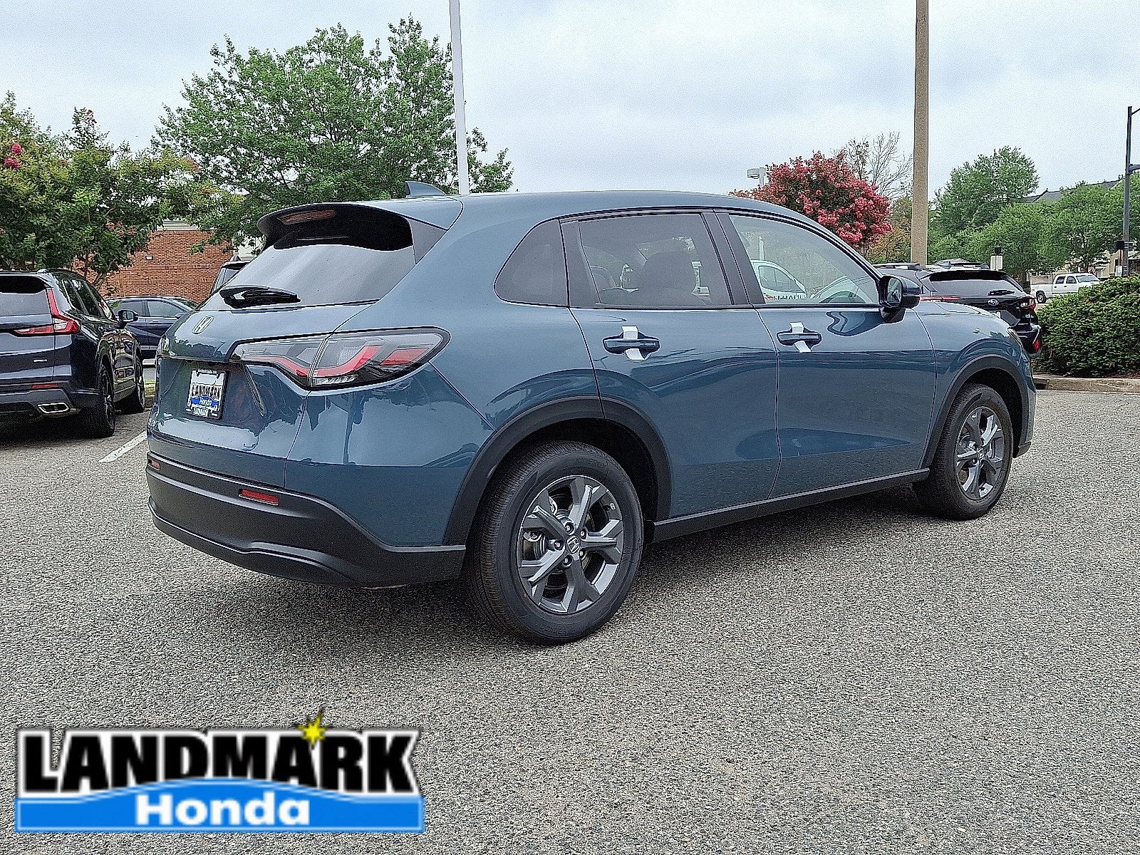 2027 Honda HR-V LX 2WD