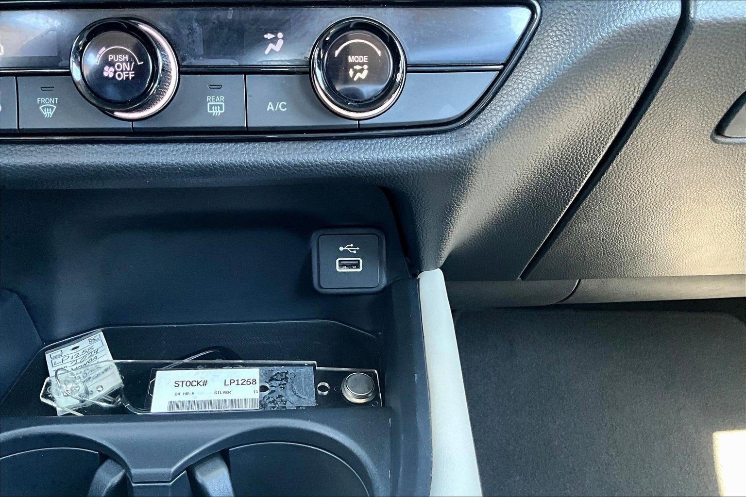 2024 Honda HR-V 5DR AWD LX