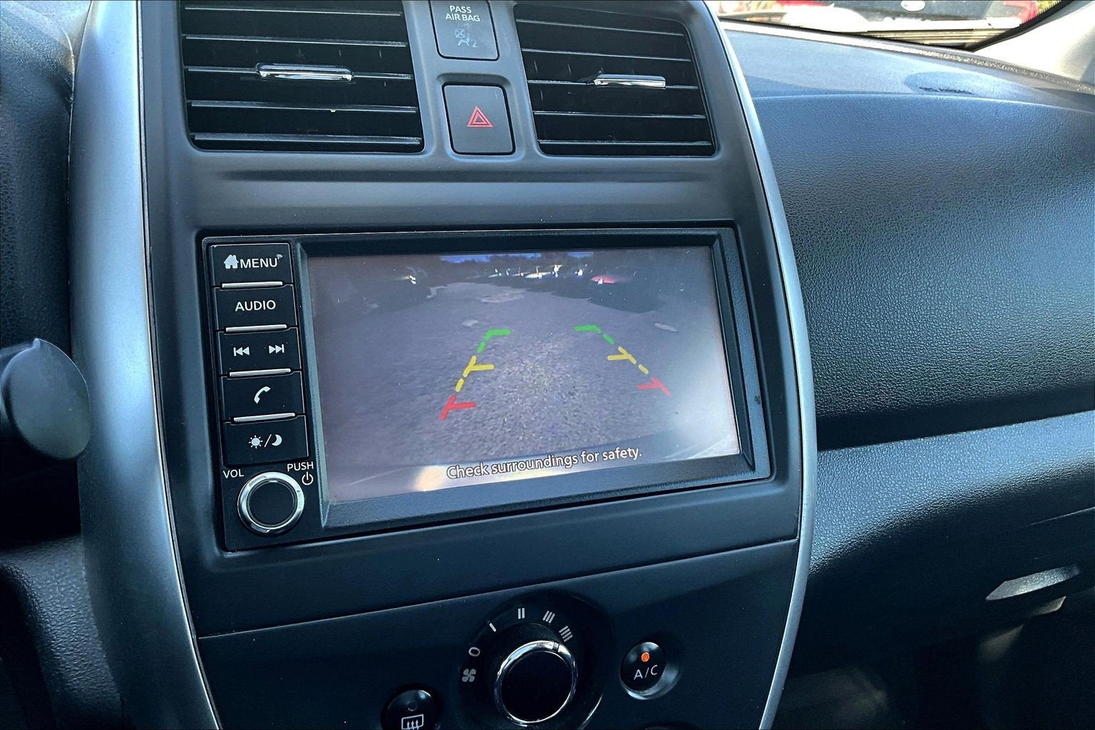 2019 Nissan Versa Sedan SV