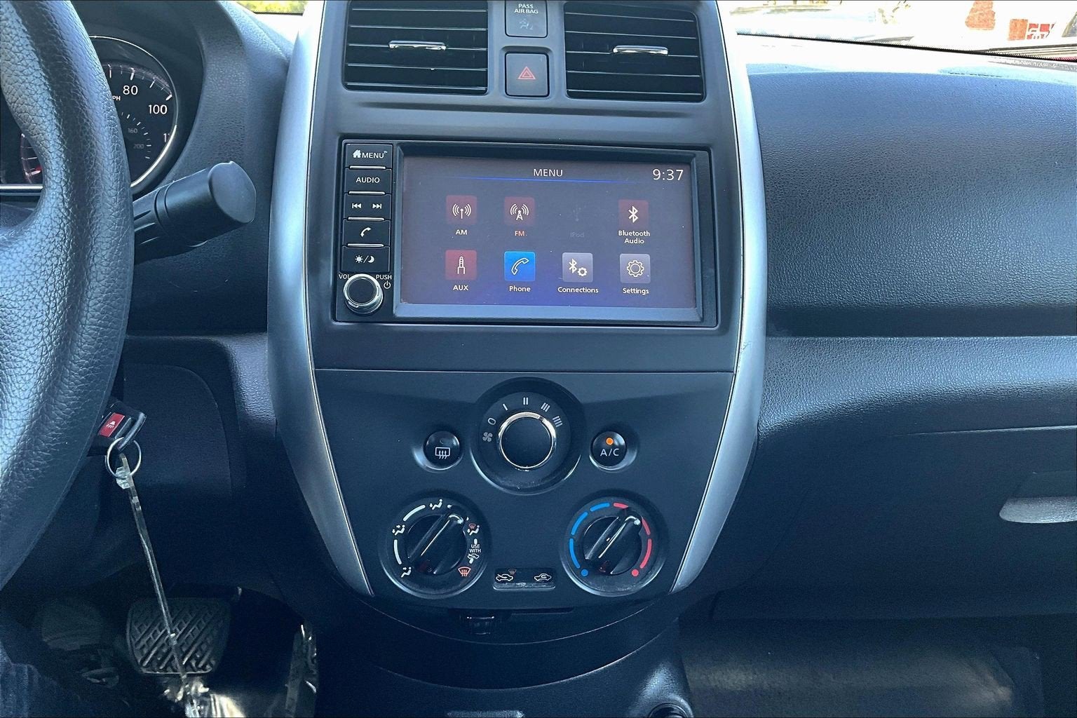 2019 Nissan Versa Sedan SV